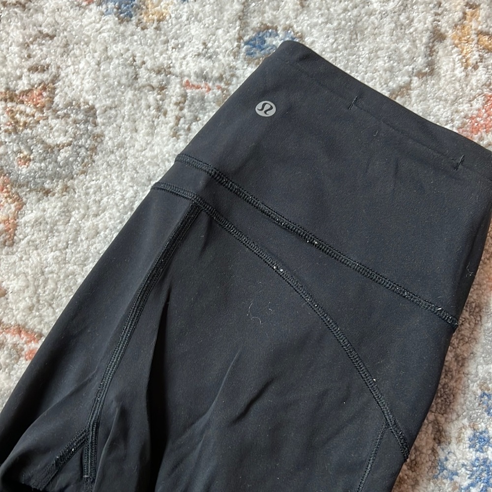 Black lulu leggings